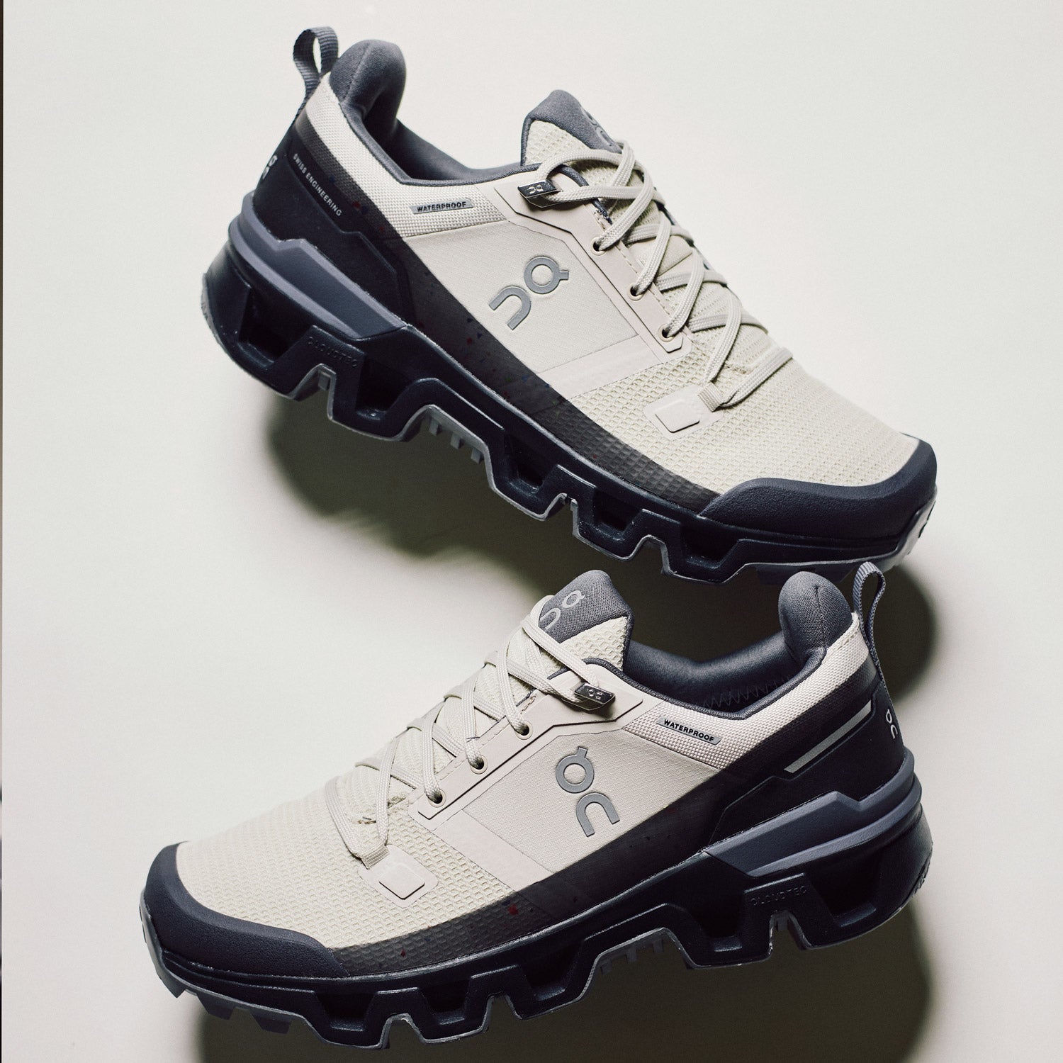 ON Cloudwander Waterproof