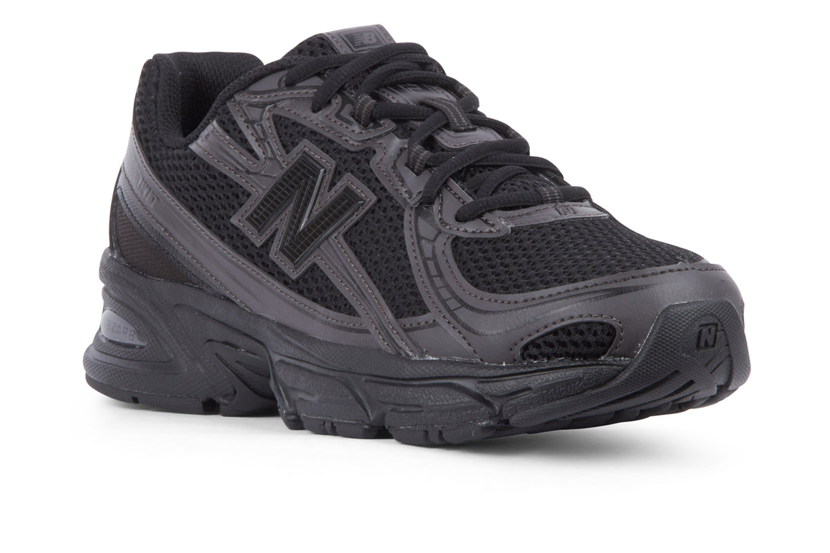 New Balance U740BO2 - Black/Black Cement