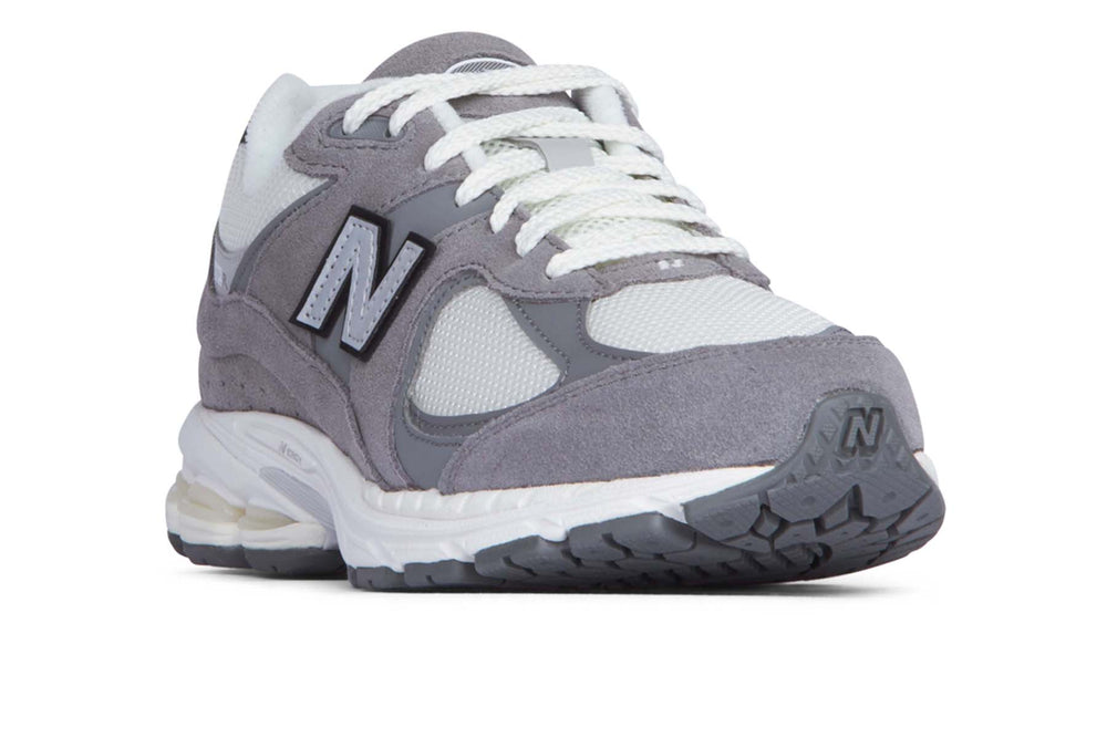 M2002RRD New Balance | Harbor Grey/Black → Shoe Chapter