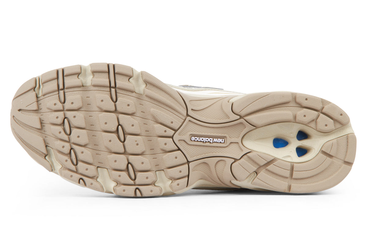 New Balance U7409HK - Mushroom/Timberwolf