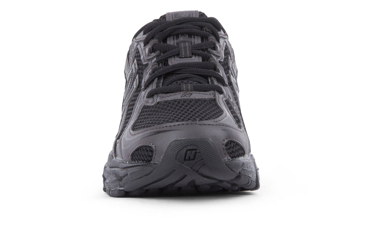 New Balance U740BO2 - Black/Black Cement