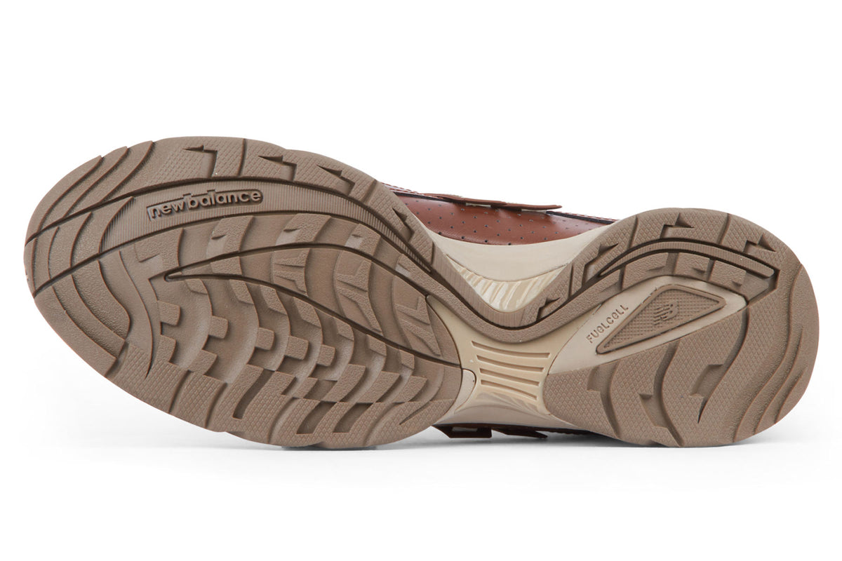 New Balance URC56904 - Rich Oak/Stoneware