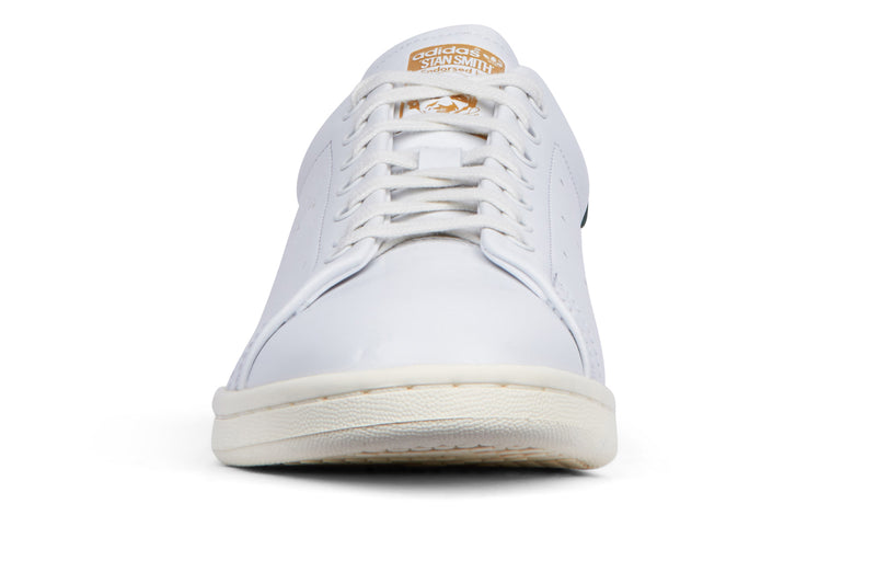 adidas Stan Smith Lux White Pantone HP2201 Release Date
