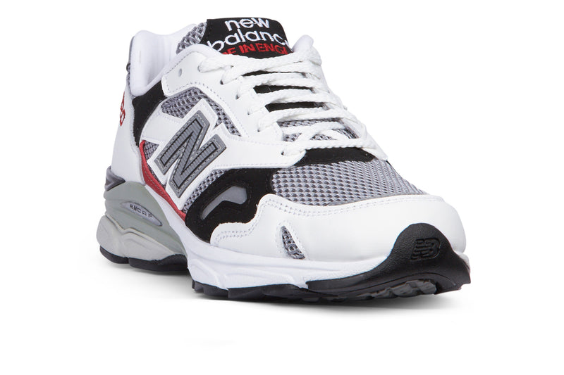 New Balance M920UKF - White/Grey